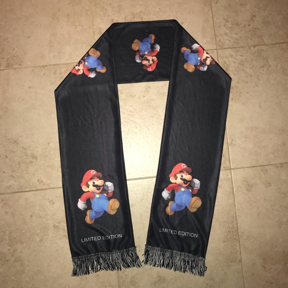 Mario Scarf - Picture 1 of 2